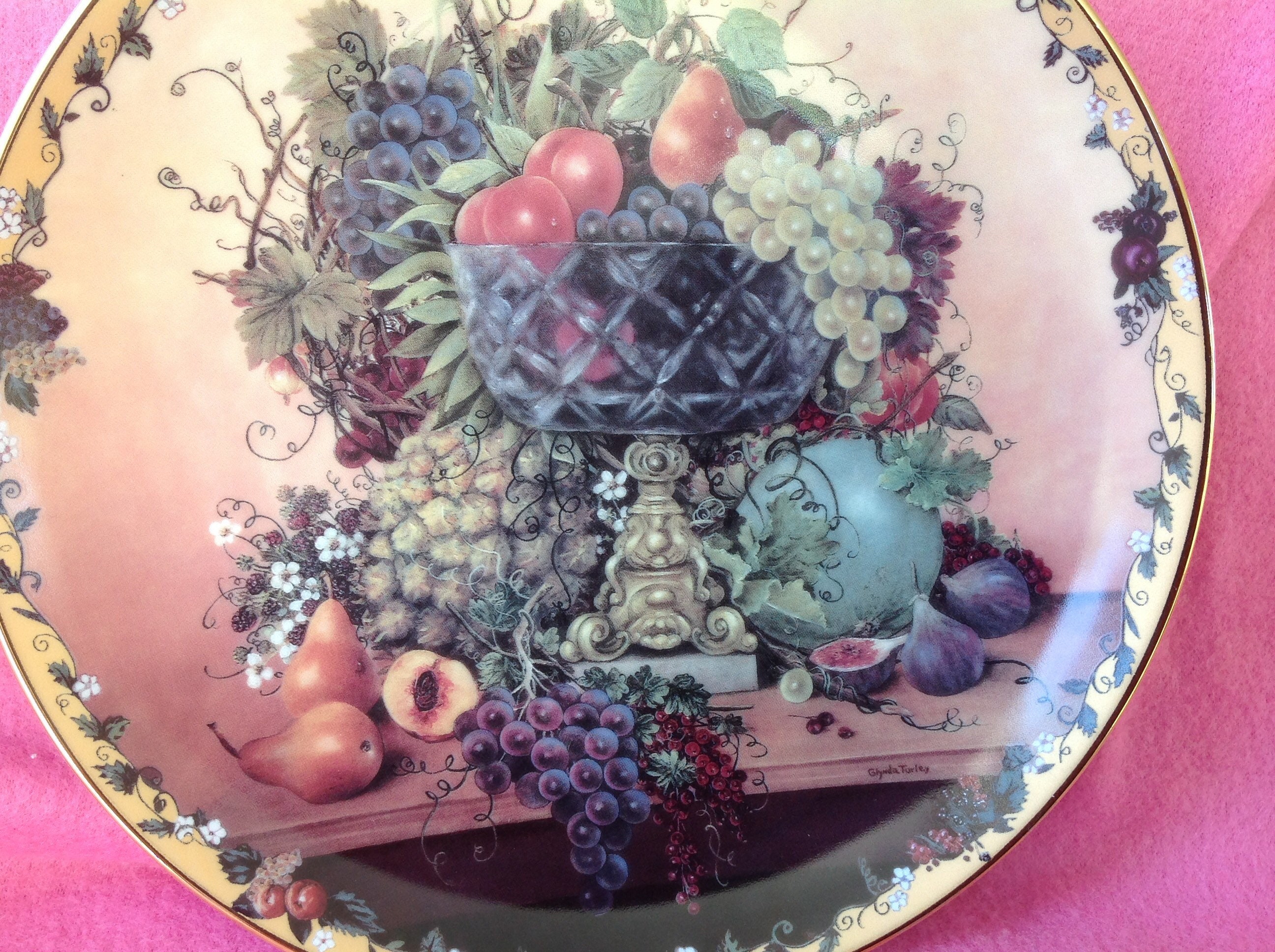 グリンダ・ターリー作「ネイチャーズ・エレガンス・プレート」限定版