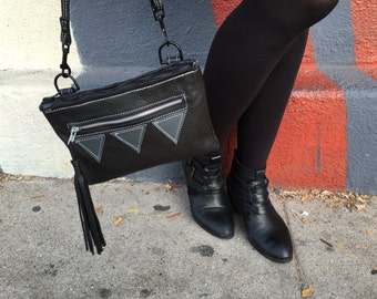 Rigby Pouch - Black Triangle