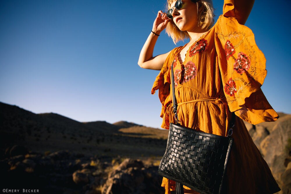 STEVIE PLEATED WOVEN CLUTCH