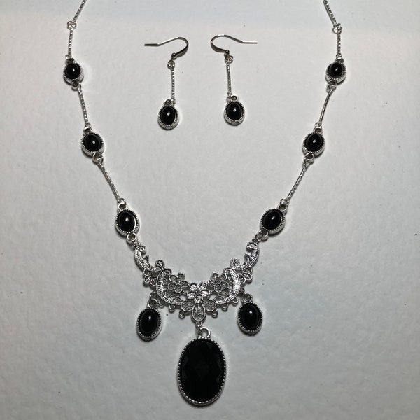 AMELIA VICTORIAN Style Black Acrylic Crystal Jewelled & Silver Plated Filigree Metal Lace Necklace and Earrings SET