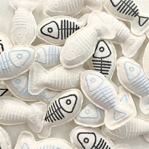 Organic Catnip Fish Bone Toy: Tweed Cat Toy (Set of Three)