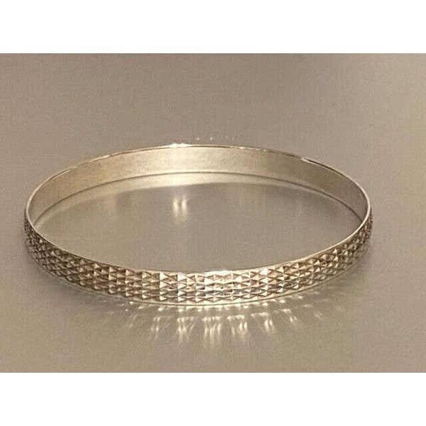 Sterling Silver Diamond Cut Bangle Bracelet