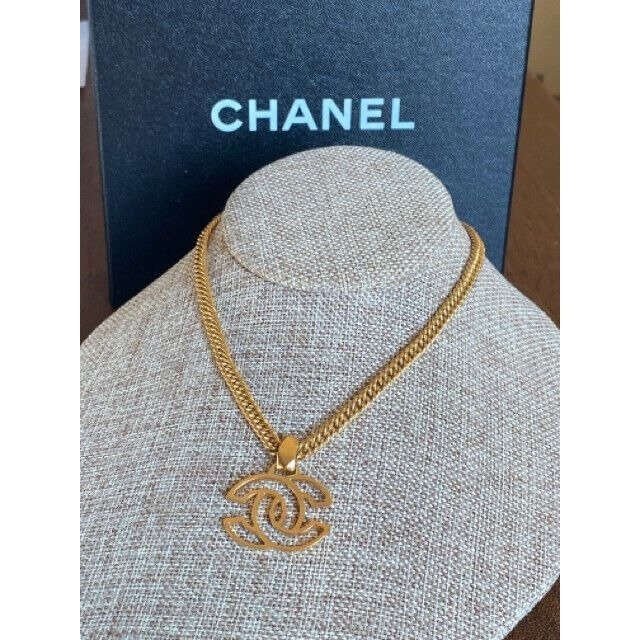 Chanel Vintage Quad Loop CC Logo Cut Out Necklace