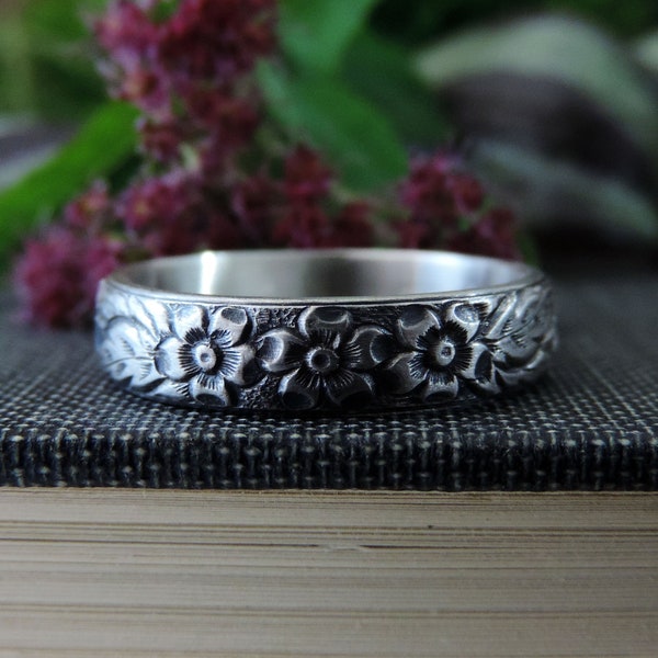 Chunky Floral Sterling Silver Ring Band, Antique Vintage Patina, Floral Leaves | Phat Stax | Custom // Made to Order