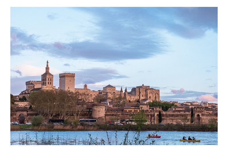 Photographie Couleur / Avignon / Téléchargement Numérique / Ville de France / Provence / Palais des Papes / Affiche Imprimable / Voyage image 1