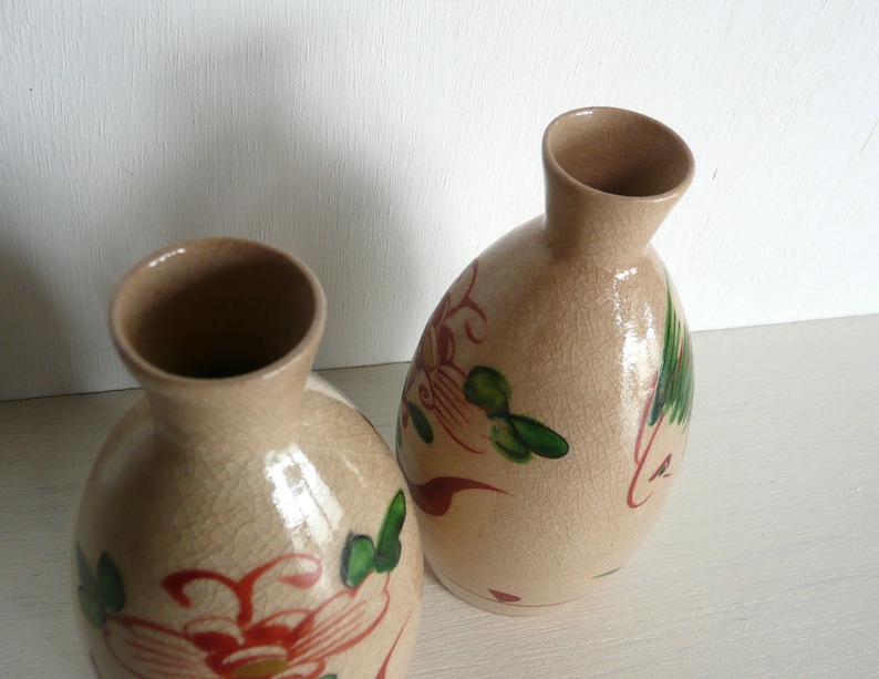 hand painted Kutani ware Sake serving set WhatsForPudding #2687 birds and flowers 2 bottles and 3 cups Japanese vintage
