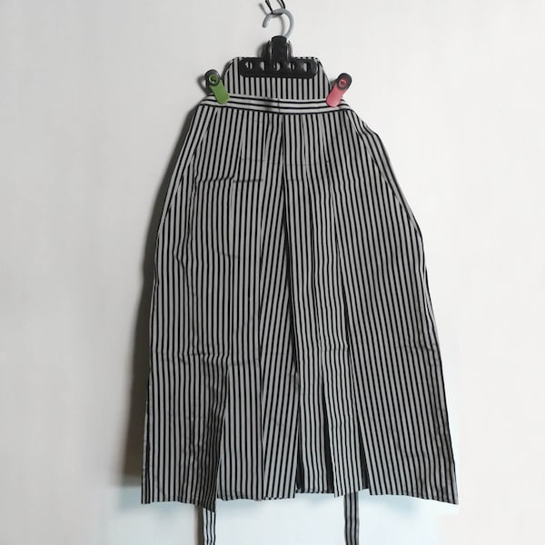 Hakama japonais vintage - soie - style « umanori » - unisexe - rayures noires et gris argenté - WhatsForPudding #3219