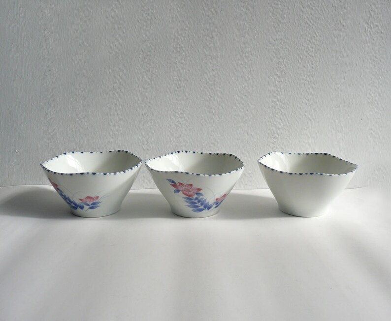 set of 3 WhatsForPudding #1154 Japanese vintage porcelain bowls RESERVED for R pink balloon flowers