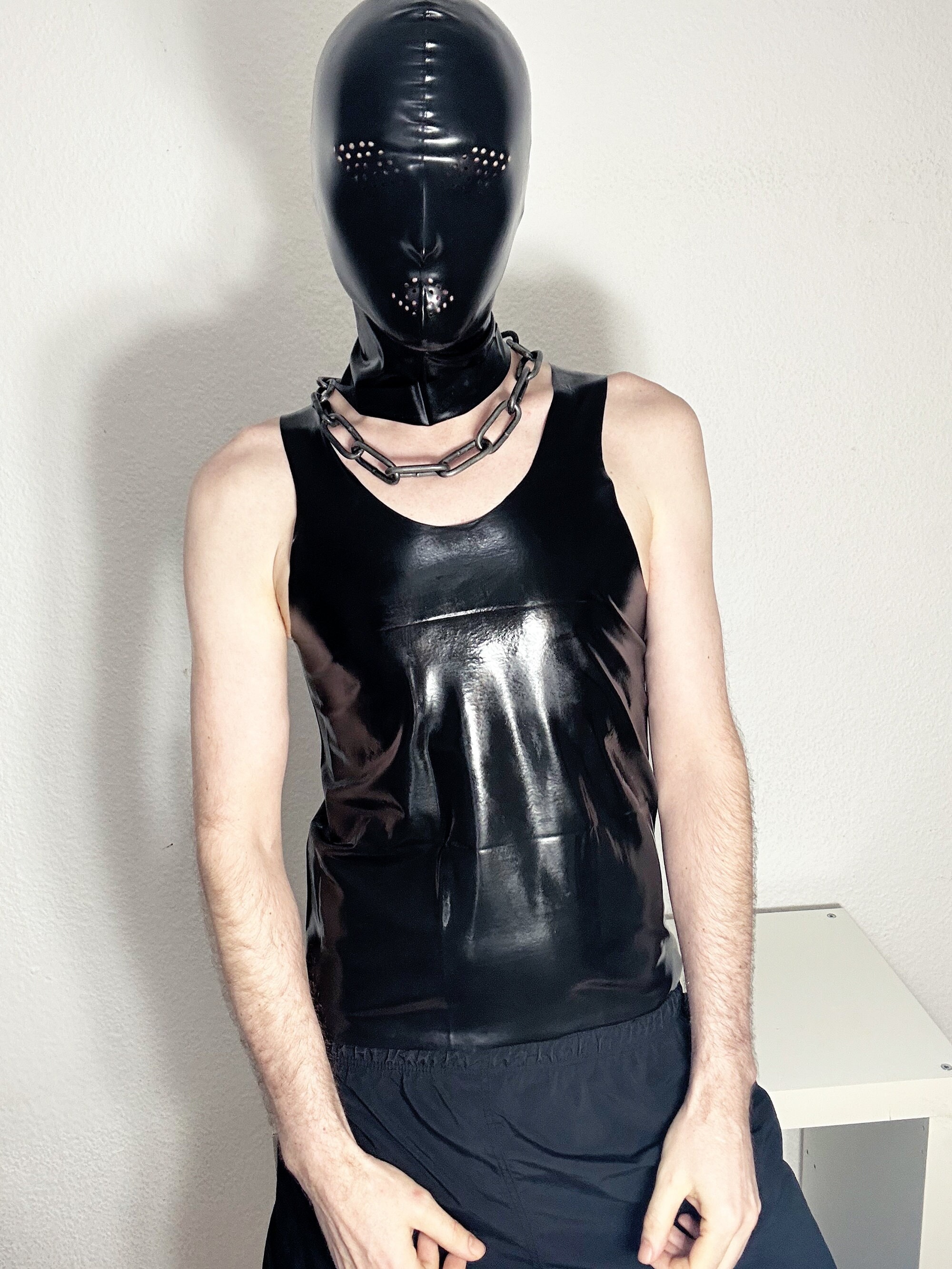 Latex ラバートップス メンズサイズ Amazon.co.jp: ラテックスラバーキャットスーツメンズブラックトップと