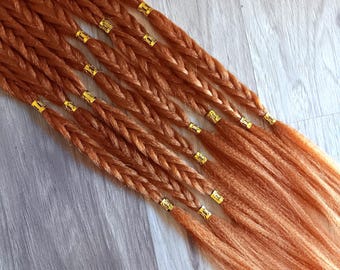 Trenzas sintéticas - Extremos de bucle en naranja natural jengibre - Extensiones de cabello con trenza de cola de pez bohemia con cuentas. Disponibles.