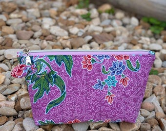 Quilted Floral Makeup Bag/Zipper Pouch