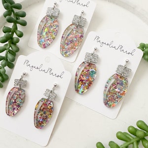 Christmas Tree Light Bulb Earrings, Acrylic Glitter Earrings, Christmas Earrings, Dangle Earrings, Earrings for Christmas Party, Silver Stud