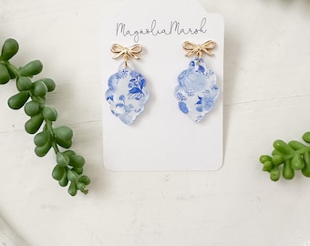 Acrylic Earrings, Chinoiserie Earrings, Scalloped Earrings, Gifts for Teachers, Summer Earrings, Small Dangle Earrings, Earrings for Girls