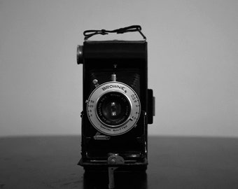 Black and White Vintage Camera Photograph, Brownie Camera Photo, Kodak Brownie Photo, Photography Wall Art, Vintage Camera Art, 35mm Film