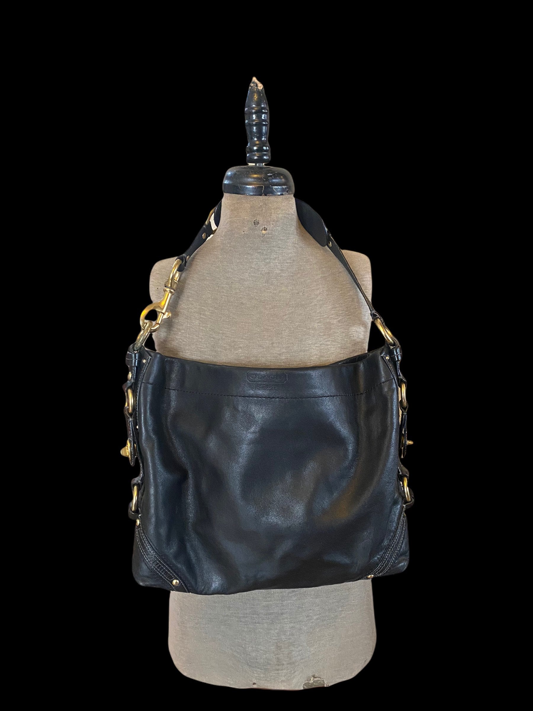 Gorgeous Vintage Authentic Coach 11636 Hobo Black Leather