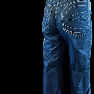 Genial y2k Raver Festival Unisex Hose mit weitem Bein und reflektierenden Streifen! Größe Medium
