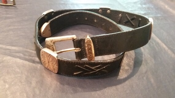 SALE Breathtaking Vintage Tooled Black Leather Brighton Belt 