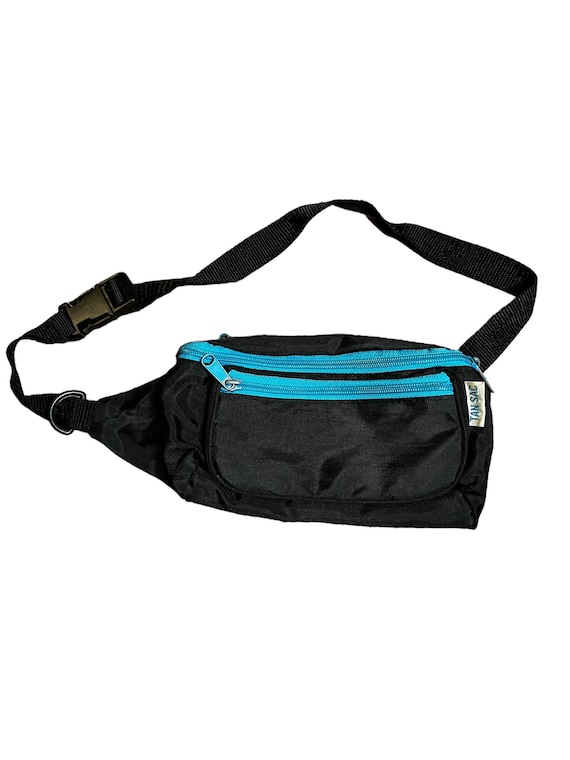 the raddest fanny pack hip pack 1980’s Tan Sac veg