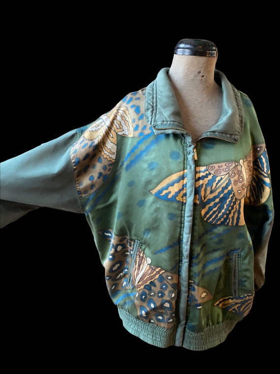 Epic vintage silk all over moth print windbreaker… - image 2