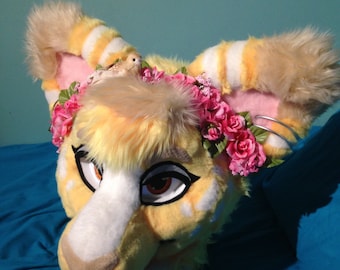 COURONNE DE FLEURS faite sur mesure pour votre Fursuit