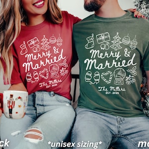 カップル向けクリスマスシャツ（カスタム）、メリー＆マリッジ、夫婦として迎える初めてのクリスマス、新婚夫婦へのカスタムギフト、心地よい色彩