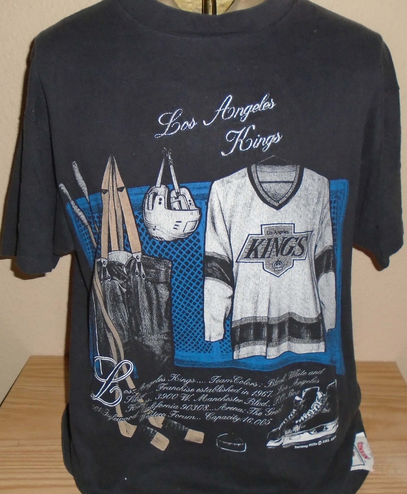 kings hockey t shirt