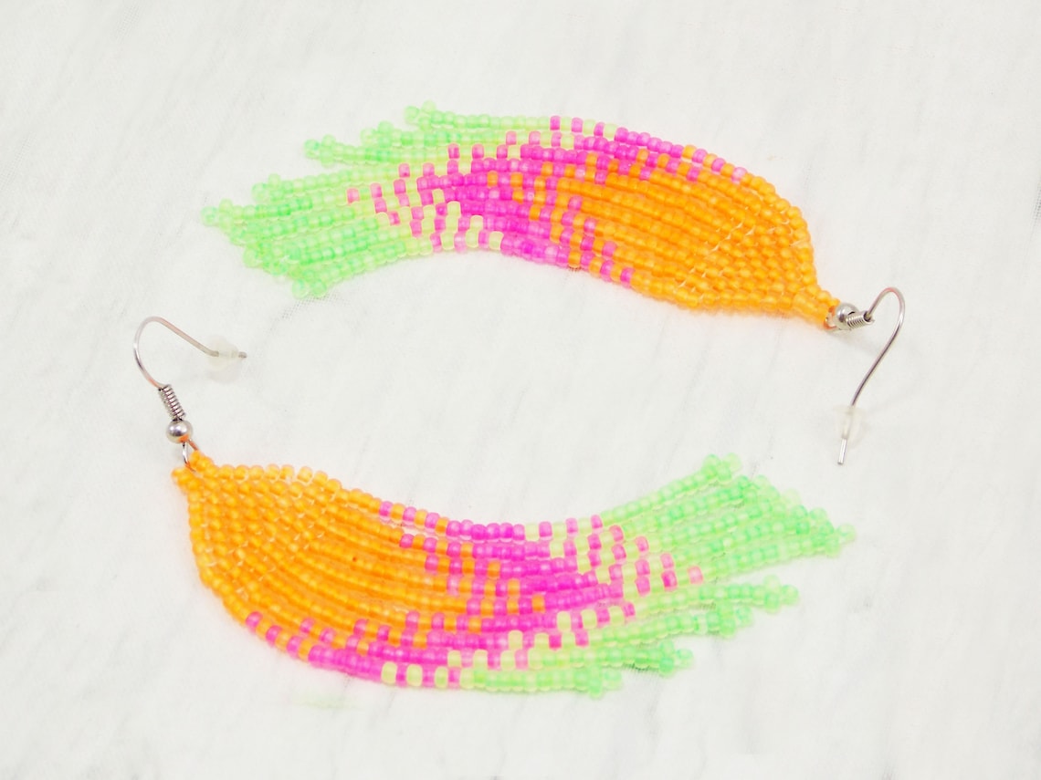 80s Neon Heart Earrings For Women - Colorful Acrylic Lightning Hoop Studs For Glow Parties & Retro Outfits