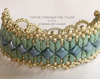 A StormDuo and WibeDuo Bracelet Cuff Tutorial - Beading Pattern - Tiptoe through the Tulips