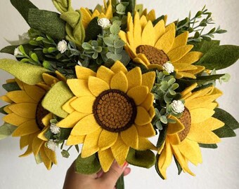 Felt Sunflower Bouquet: Yellow Floral Home Decor