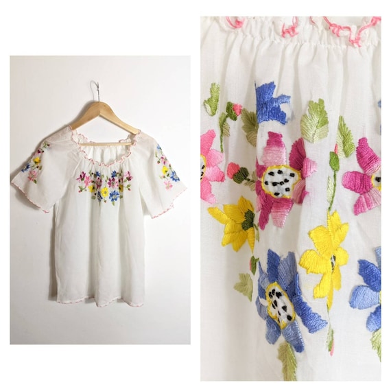 Vintage Hand Embroidered White Smock Top / 60s Fol
