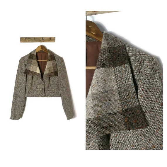 70s Tweed Cropped Jacket with Dagger Collar / UK 1