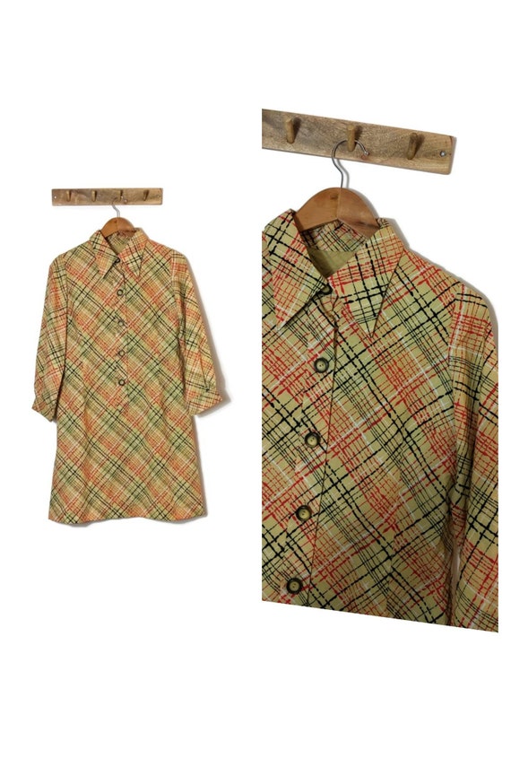 Green Red 70's Dress with Dagger Collar / UK 10 -