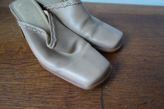 Leather 90s Beige Mules / 90s leather shoes / UK 3 - image 8