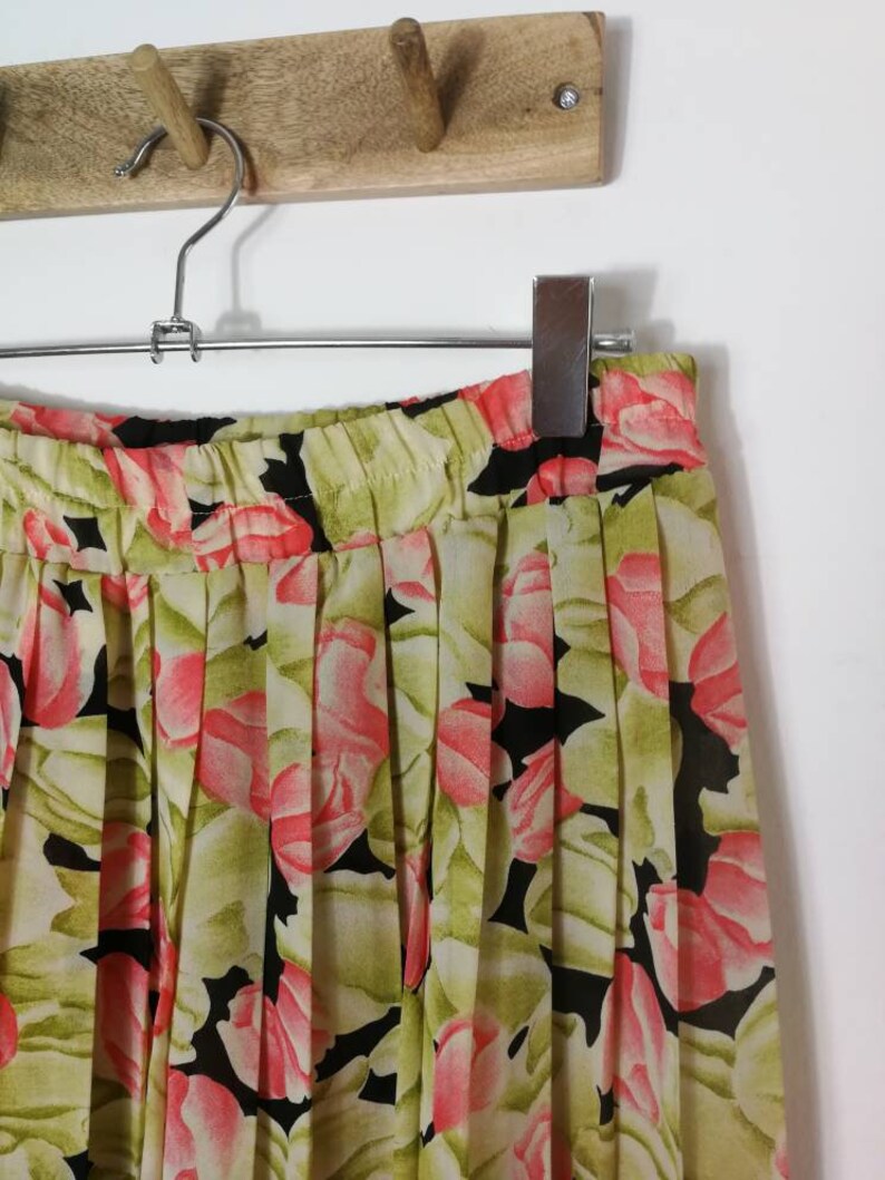 90s Pleated Grunge Skirt pink flowers UK 10