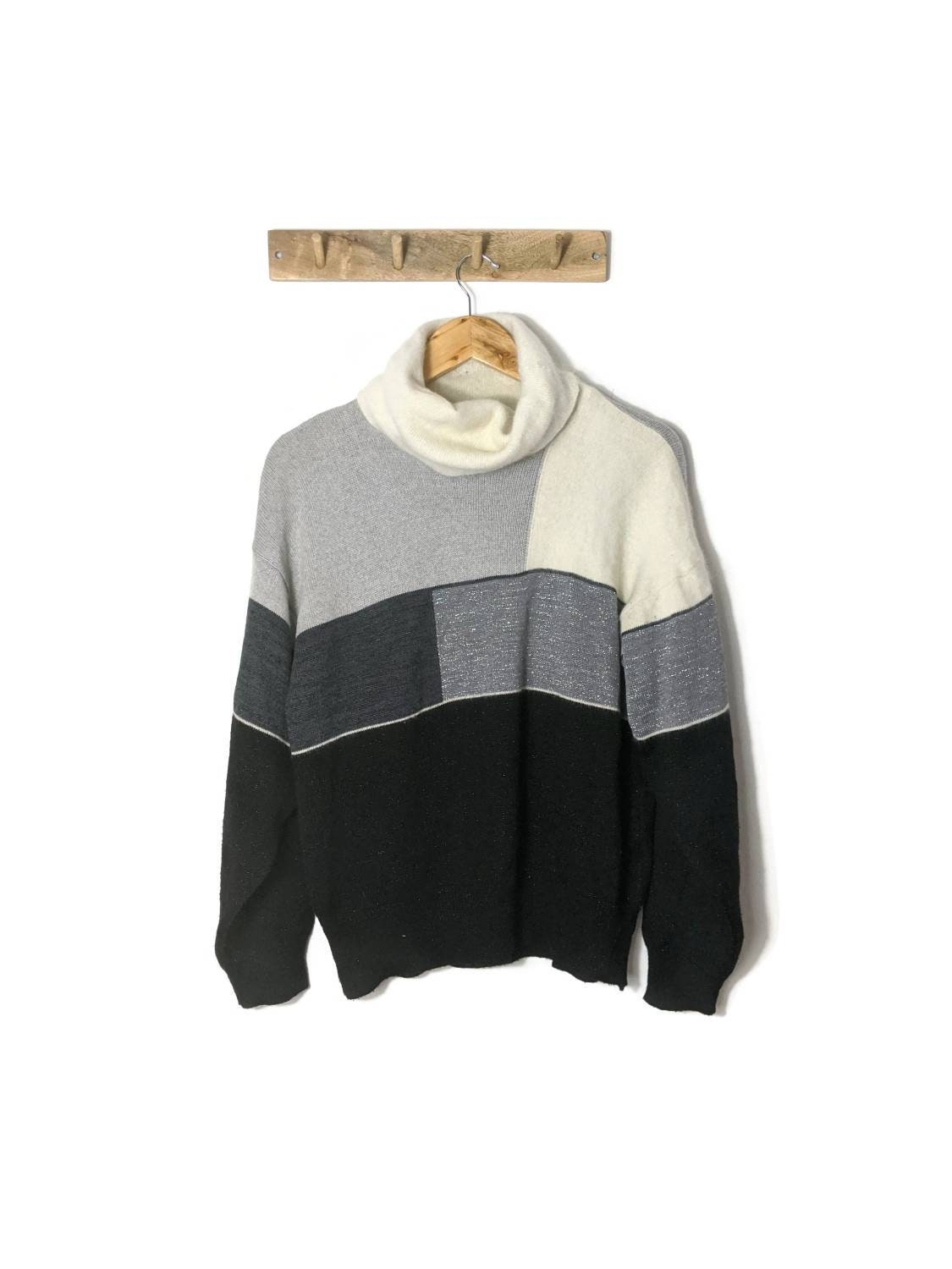 Image of Vintage Slouchy S Jumper/Black Grey White Sweater Medium