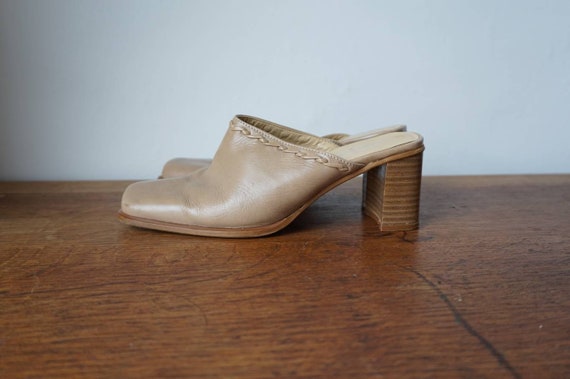 Leather 90s Beige Mules / 90s leather shoes / UK 3 - image 6