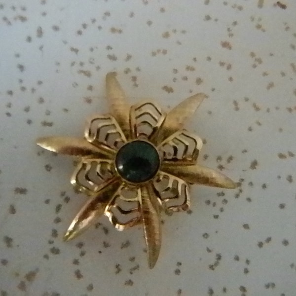 Vintage Karatclad Bell Jade Pin