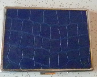 B49 -- Vintage Blue Allegator Cigarette Case