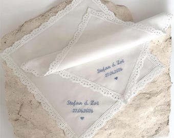Trouwzakdoek geborduurd met de tekst van uw keuze.