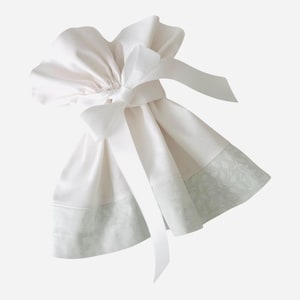 Candle cloth for communion candle or baptism candle