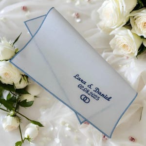 Fazzoletto con ricamo "Lacrime di gioia" in blu