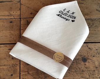 Pañuelo de bolsillo bordado con monograma o texto personalizado - lino color crema o blanco