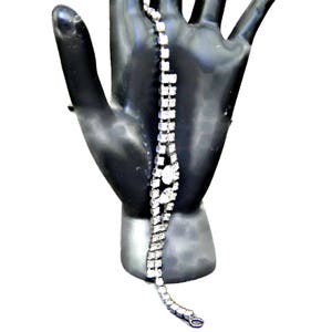 Rhinestone Two Triangle Stone Middle Bracelet main image 0