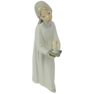 Lladro Porcelain Young Girl in Nightgown with Candle Vintage
