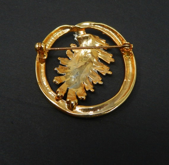 Silver Leaf Inside Gold Tone Circle Brooch, Vinta… - image 6