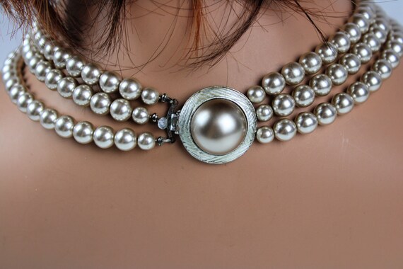 Faux Pearl Choker Necklace Three Strand Silvery G… - image 8