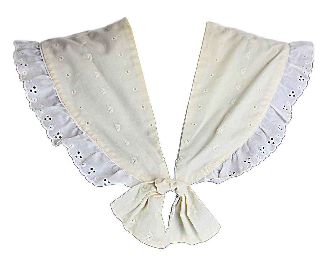 Womans Detachable Collar off White Eyelet With White Ruffle Vintage ...