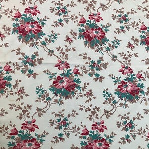 Herrlicher französischer 1940er Jahre Blumen bedruckter Baumwollstoff