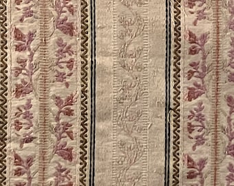 Preciosa pieza de tela jacquard de rayas francesa del siglo XIX.