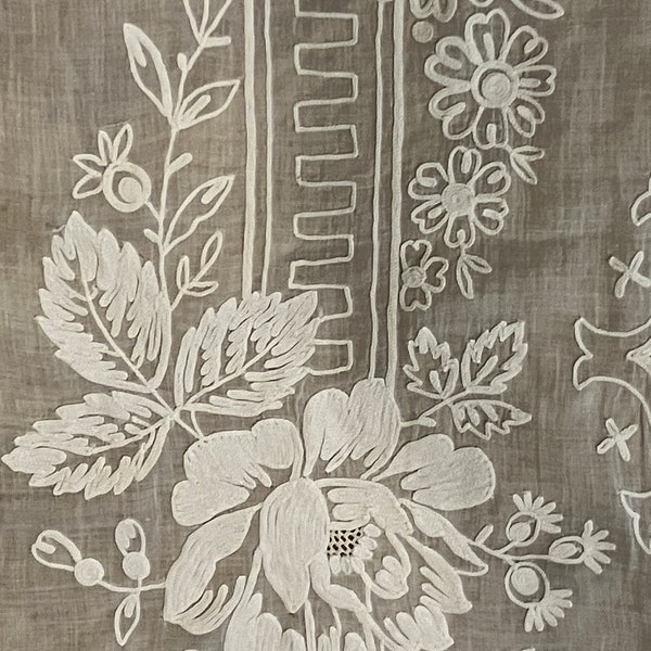 Pretty little Cornely French nineteenth century curtain